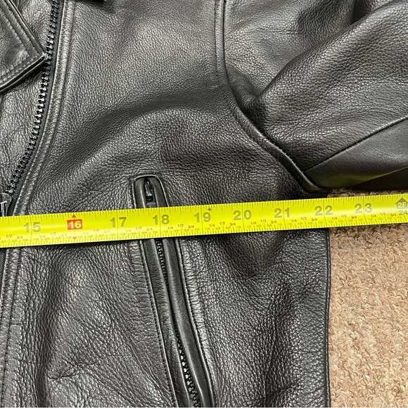 Leather Motorcycle 🏍️ Jacket - Picture 7 of 9